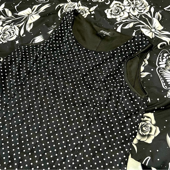 None Dresses & Skirts - Retro Polka Dot Shift Dress, Small